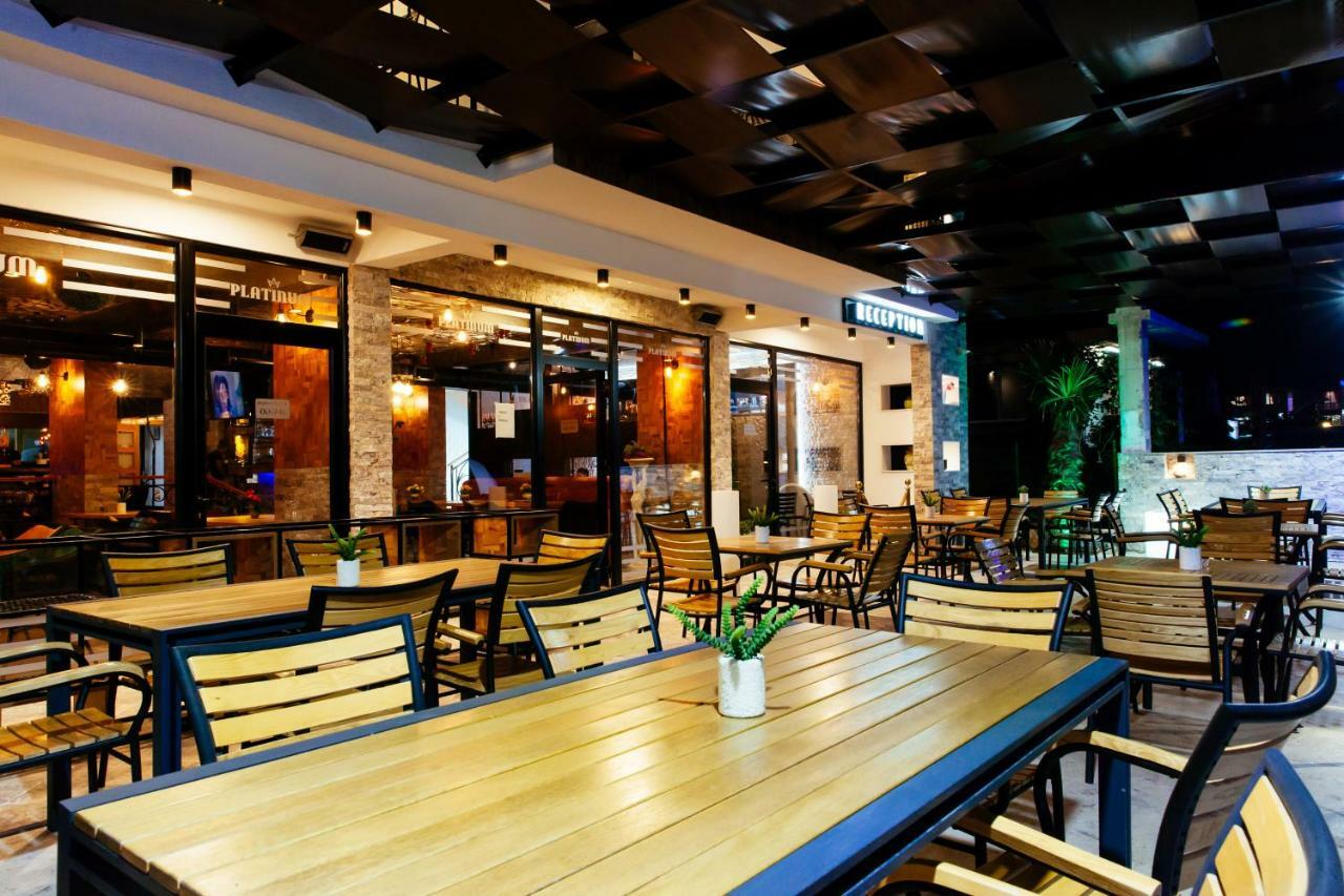 Hotel Platinum Ulcinj Exterior photo